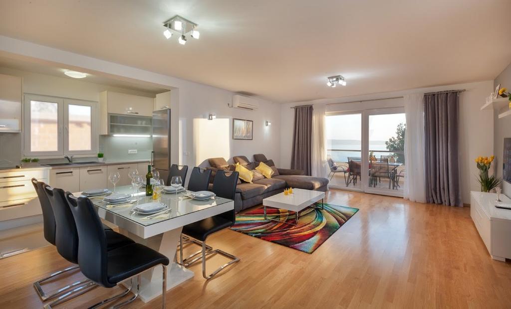 Apartman Malu Makarska Ngoại thất bức ảnh
