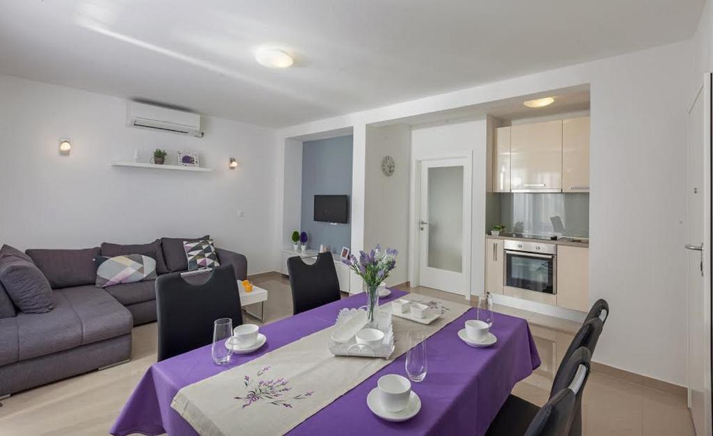 Apartman Malu Makarska Ngoại thất bức ảnh