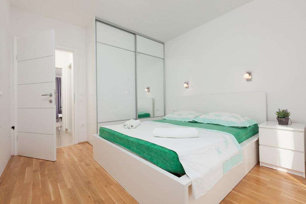 Apartman Malu Makarska Ngoại thất bức ảnh
